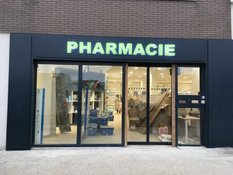 Enseigne lettres relief pharmacie