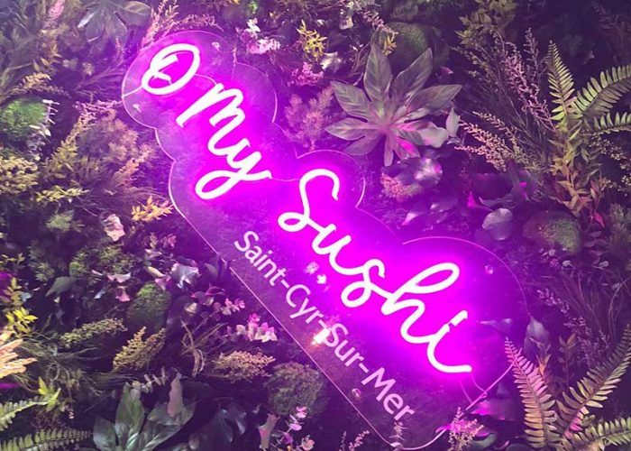 enseigne lumineuse sushi